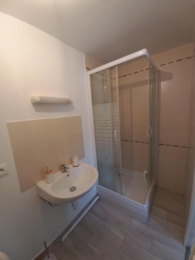 Coquette Maisonnette Бурж Экстерьер фото